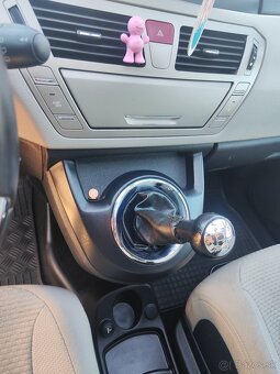 Citroen C4 Grand Picasso 1.6hdi - 12