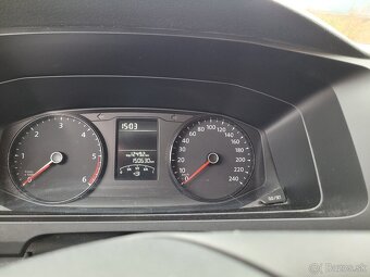 VOLKSWAGEN MULTIVAN T6 2,0Tdi 2018 - 12