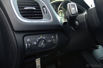 Volvo V40 D2 Powershift AT6 - 12