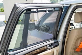 BMW X3 35d/ 360 stup. kamera - 12