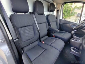 Opel Vivaro - 12