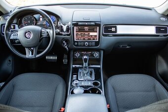 Volkswagen Touareg 3.0 TDI webasto, panorama, - 12