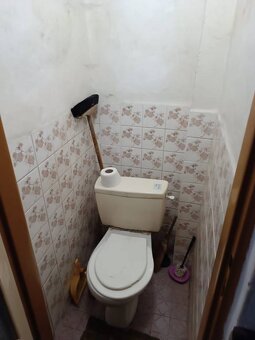 Na predaj dom v obci Vyhne iba 400m od Vodného raja. - 12