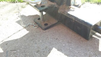 Záves na trojbod guľa na pripojenie náradia na agzat - 12