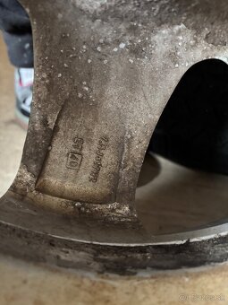 225/ 60 R17 114.3 - 12