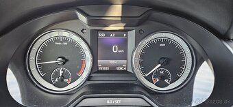 Škoda Octavia combi III DSG - 12