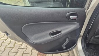 Peugeot 206 1.4 55 KW benzin 74178 km - 12