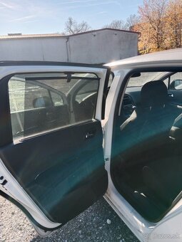 Peugeot 5008 2.0HDi - 12