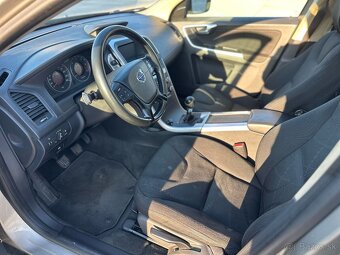 Predám Volvo XC 60 D3 4x4 - 12