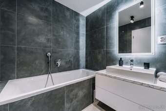 Na prenájom 2 izbový byt na Šoltésovej ulici v Košiciach - 12