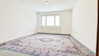 REZERVOVANE Na predaj trojizbový byt 72 m2 - sídl. Zapotôčky - 12