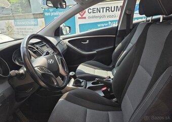 Hyundai i30 1.6-1.MAJITEL-NÍZKÉ KM - 12
