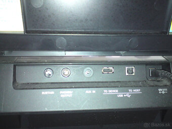 Klavír Yamaha E 453 - 12