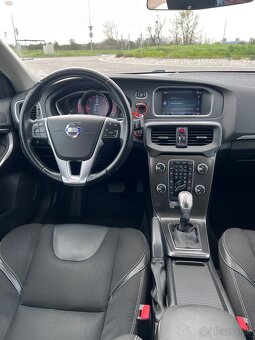 Volvo v40 d3 nafta automat - 12