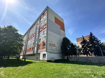 Veľký 2 izbový byt pripravený na rekonštrukciu 64m2, 7/7 - 12