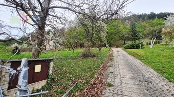 AKCIA Exkluzívna príležitosť: Stavebný pozemok 607 m2 pre r - 12