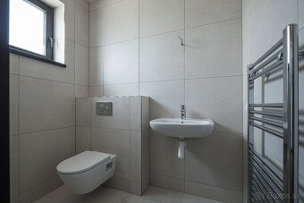 NA PREDAJ 4izb. rekreačný dom priamo pri golfovom areály - 12