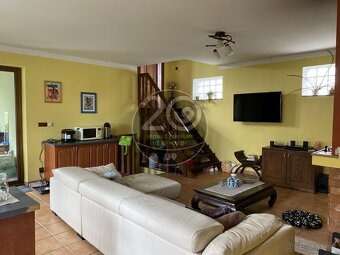 Dražba rodinného domu s garážou v obci Dobrohošť - 12