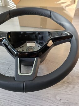 Nový MULTIFUNKČNÍ volant Škoda - 12