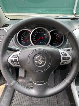 Grand Vitara 2.0 BENZIN 103kw - 12