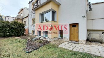 ADOMIS - Prenájom priestoru 9m2 s umývadlom,TOP lokalita, Ko - 12