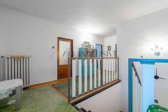 ALL INCLUSIVE l NA PREDAJ 5 IZBOVÝ POSCHODOVÝ RODINNÝ DOM ,  - 12