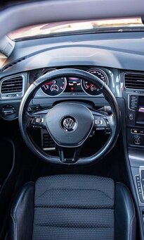 Volkswagen Golf Alltrack 2016 , 1.8 TSI benzín - 12