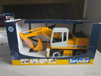 Nové nerozbalené Bruder - 12