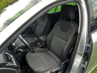 Škoda Octavia Combi 1.6 TDI 115k, 110 494km - 12