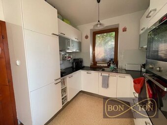Exkluzívne   5izb.  dom s garážou na  734m2 pozemku s možnos - 12