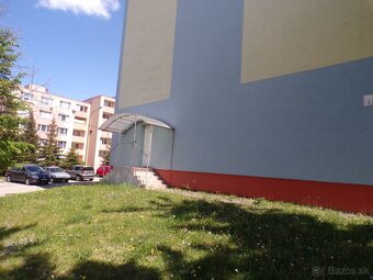 Na prenájom komerčný priestor v Prievidzi na ulici Mariánska - 12