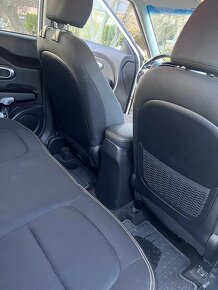 Soul 1,6 diesel 94 kw automat r.v.2013 - 12