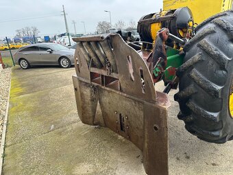 LKT 81 TURBO 4x4 1992 VIN 192 - 12