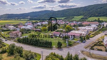 PREDAJ, Stavebný pozemok Koškovce, 12 min od HE - 12