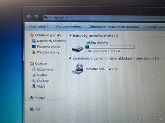 Predám použitý notebook HP 6730b. Core2Duo 2x2,40GHz. 4gbram - 12