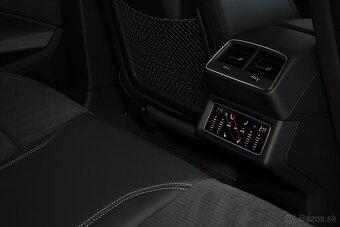 Audi e-tron Quattro S 370kW S-Line ACC Matrix Pano B&O Tažné - 12