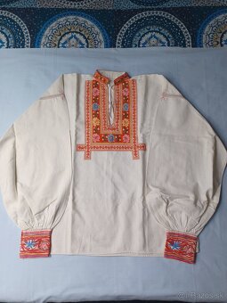 Pohorelá - folklórne košele - 12