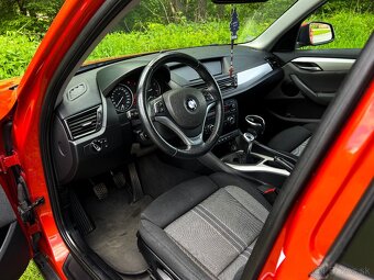 BMW X1 xDrive 18d - 12