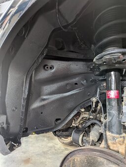 Land Rover Freelander 2 - 2.2Td4 S 112kW manuálna prevodovka - 12