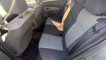 Chevrolet cruze 1.6 sedan 2009 - 12