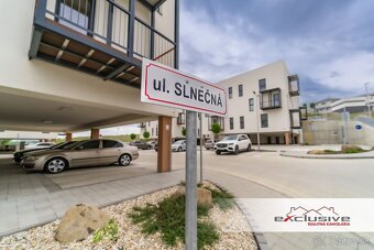3 IZBOVÝ BYT – TRNKOV, 69 M², PARK. STÁTIE - 12