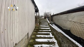 Na predaj rodinný dom v Somosköújfalu na pozemku 1 848 m2 za - 12