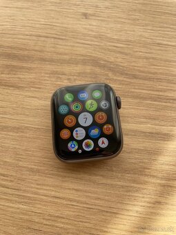 iPhone 12 pro-Huawei Watch-Apple Watch-Galaxy Watch - 12