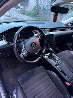 VW Passat B8 Highline 2.0 TDI DSG - 12