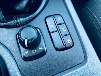 Ford Ranger 2.2 TDCi 4x4 DoubleCab Možná výmena - 12