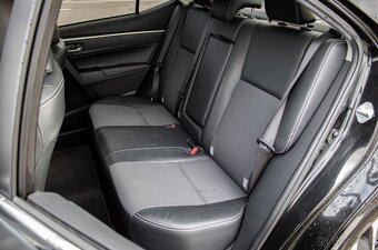 Toyota Corolla sedan 1.6 Ececutive - 12