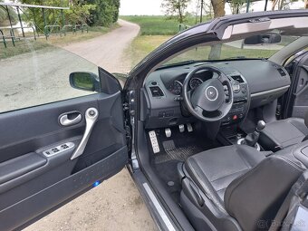 Predám Renault Megane Coupe Cabriolet II - 12