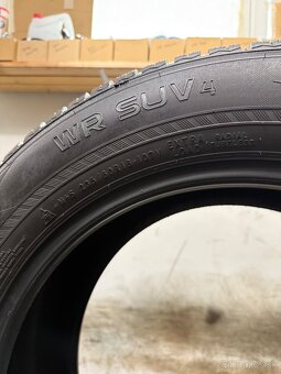 Zimné pneumatiky 235/55/18 Nokian VR SUV 4 - 12