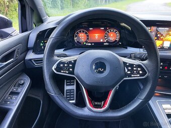VW Golf VIII GTI 2.0 TSI - 12