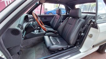 BMW 325i Cabrio - 12